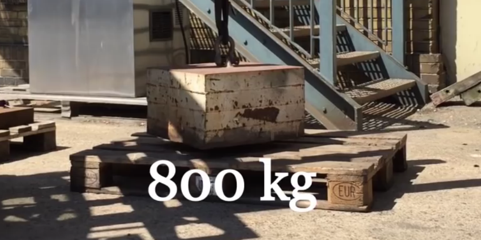 800kg